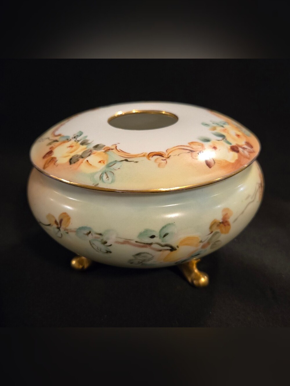 Hand-Painted Floral Porcelain Hair Receiver with Gold Accents - Cream